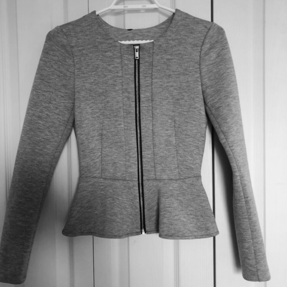 Women’s Grey Zip-Front Peplum Blazer Jacket